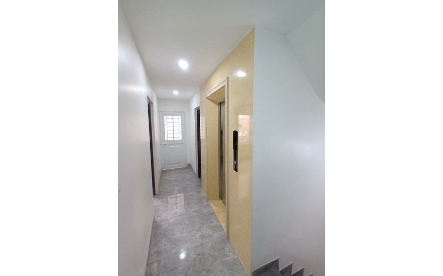 CHO THUÊ NHÀ MẶT NGÕ LĨNH NAM, 5 TẦNG, 40M, 2 NGỦ, 12 TRIỆU, THANG MÁY, ĐIỀU HÒA, PHÙ HỢP GĐ, VP, KD